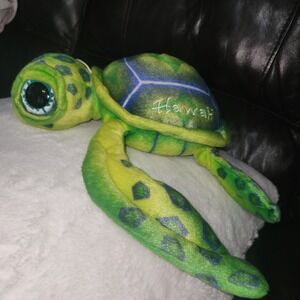 Hawaii Seaturtle stuffie plush stuffed animal toy. Super soft. Hangable.